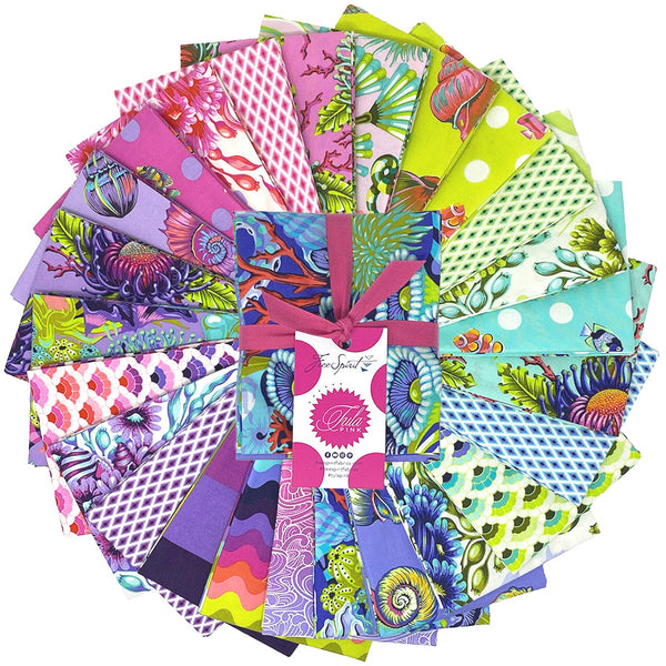 Floral Reef Fat Quarter Bundle 25 pieces