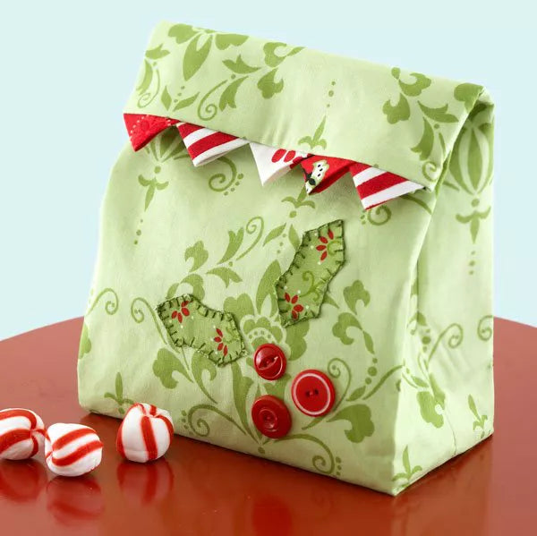 đ Holiday Sew-Along: Reusable Gift Bags Workshop. Friday December 5, 10:30-4, All Supplies Included