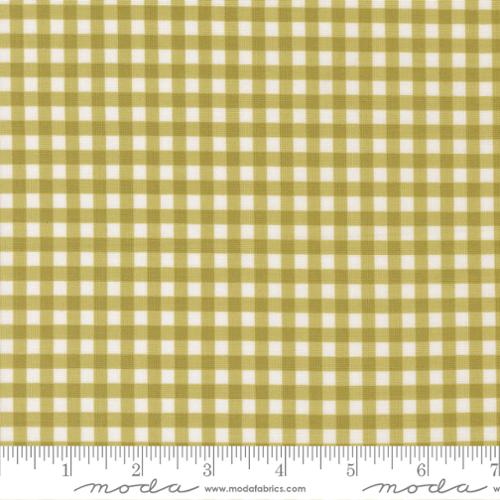 Lucky Gingham Grass 55707 16 Moda by the yard