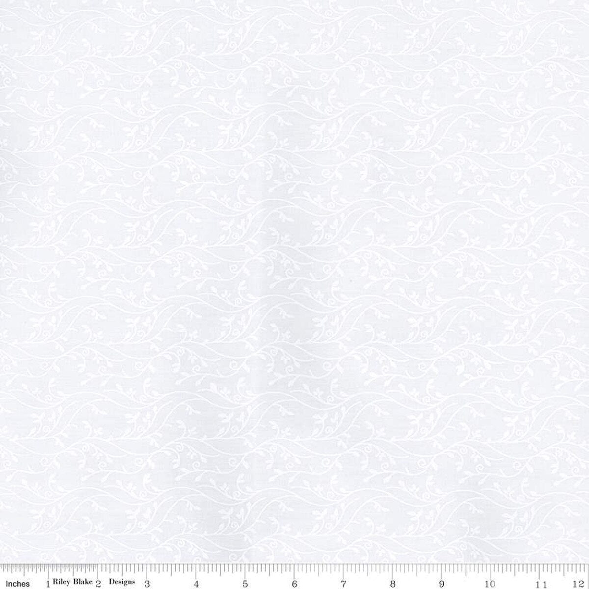 Expressions Batiks Blooms at Dusk Daisy from Riley Blake y the yard