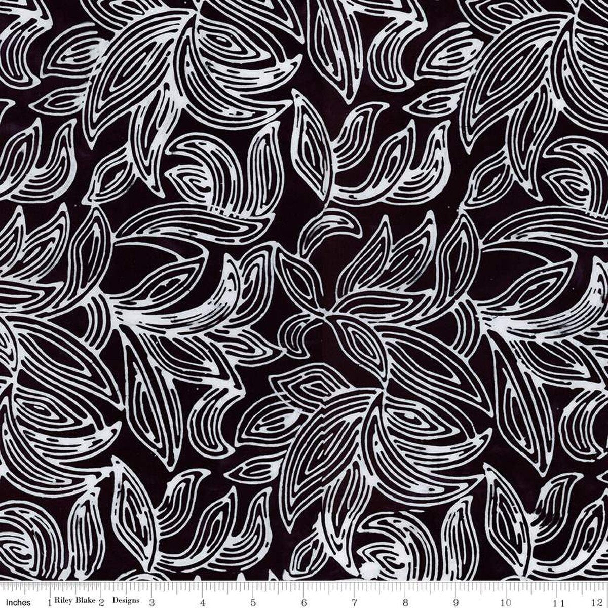 Expressions Batiks Blooms at Dusk Licorice Candy from Riley Blake y the yard