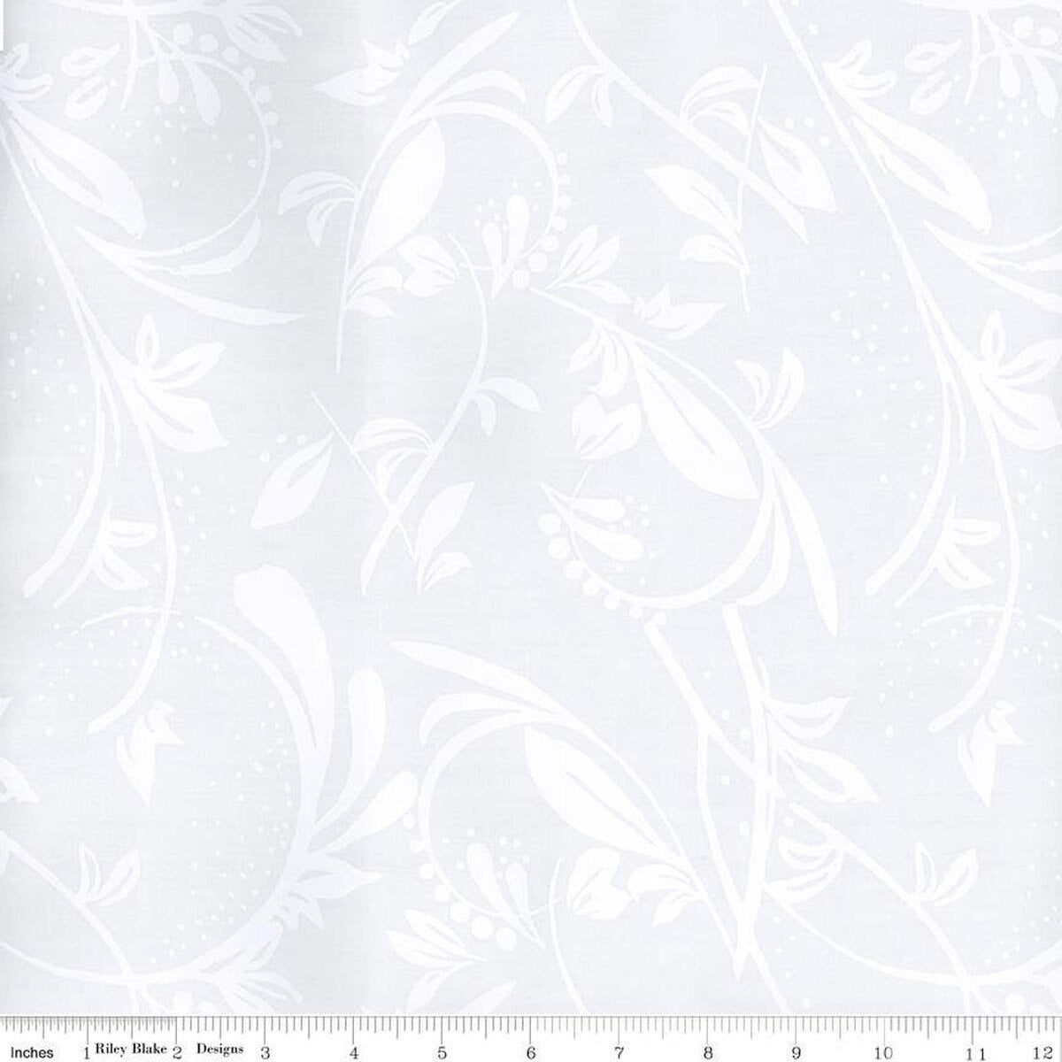 Expressions Batiks Blooms at Dusk Daisy from Riley Blake y the yard