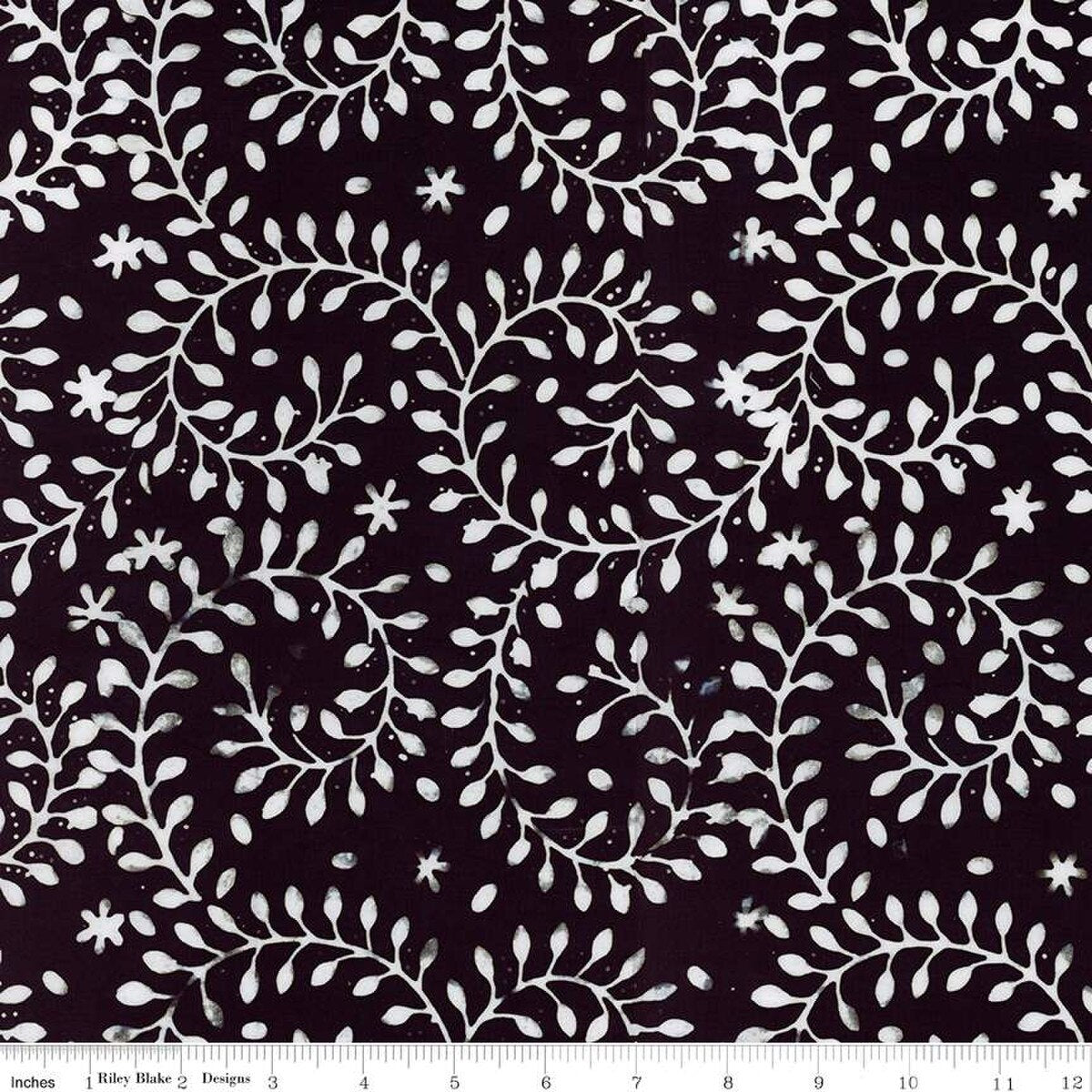 Expressions Batiks Blooms at Dusk Licorice Candy from Riley Blake y the yard