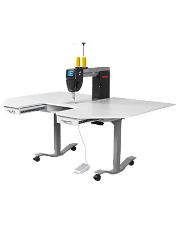 BERNINA Q 16 on Lift table by Horn- Special Buy