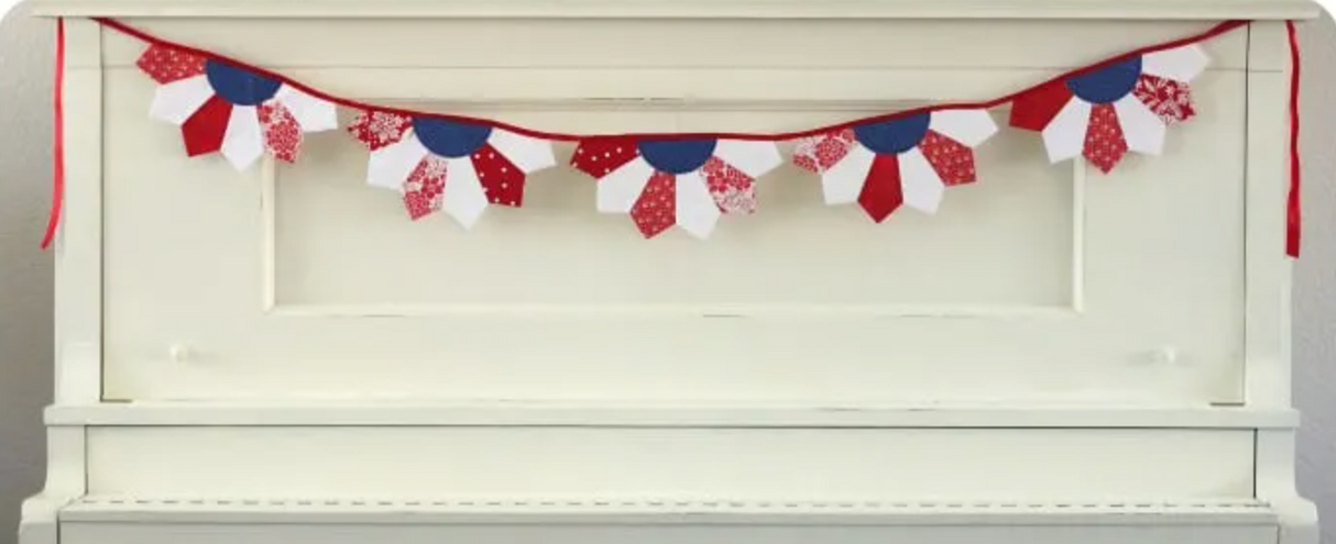 Patriotic Dresden Bunting Class Beginner Friendly, March 14, 10:30-4, All fabric Supplies Included