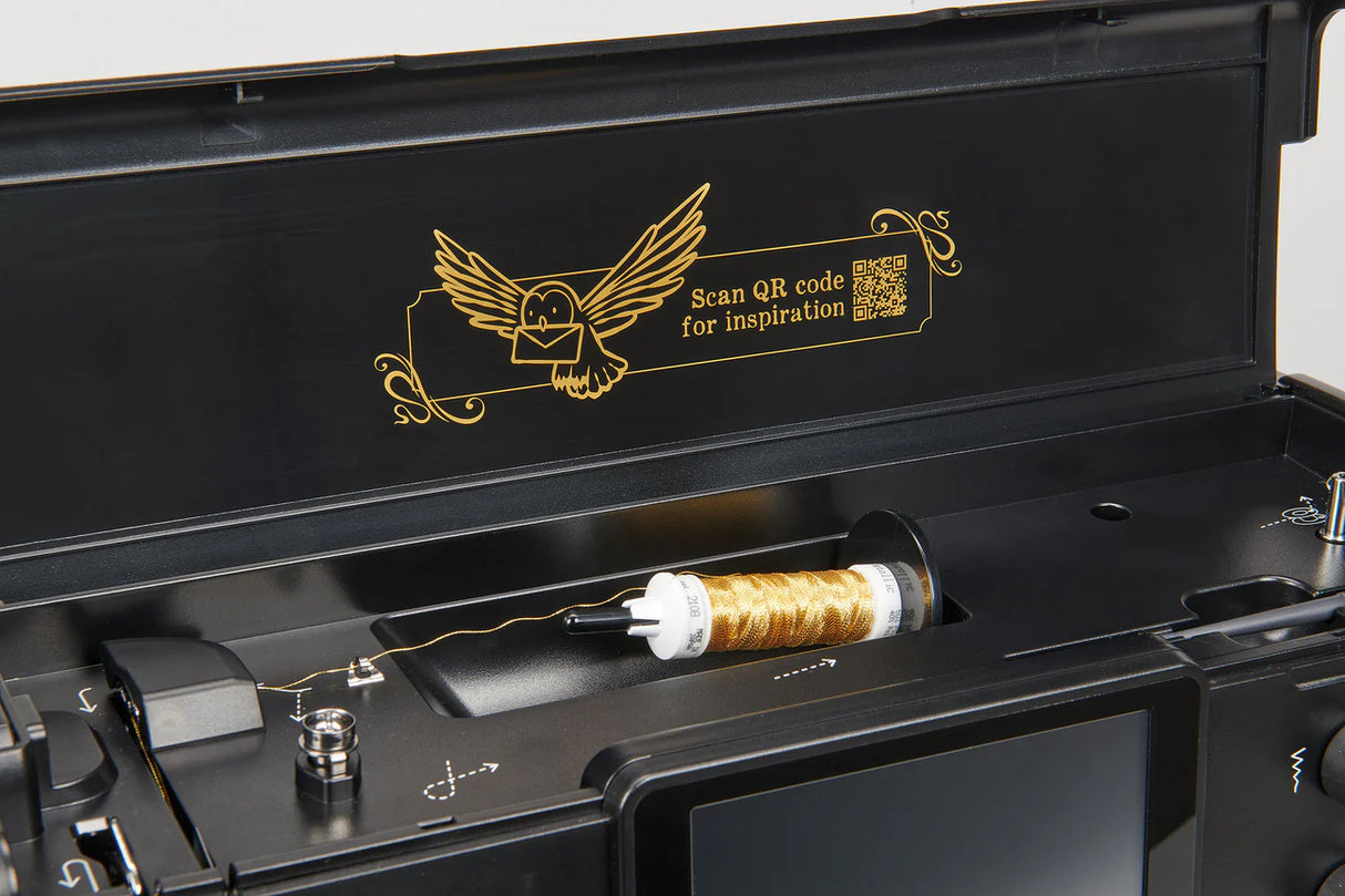 bernette 79 x Harry Potter™ Sewing & Embroidery Machine (Special Edition)