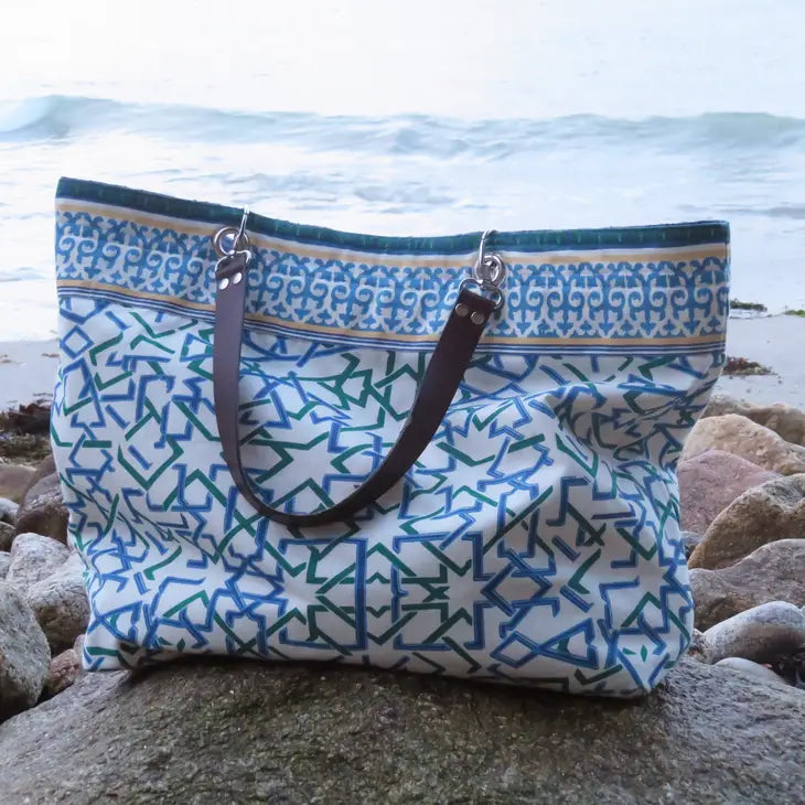 Isfahan Iznir Ottoman Geometric Weekend Bag