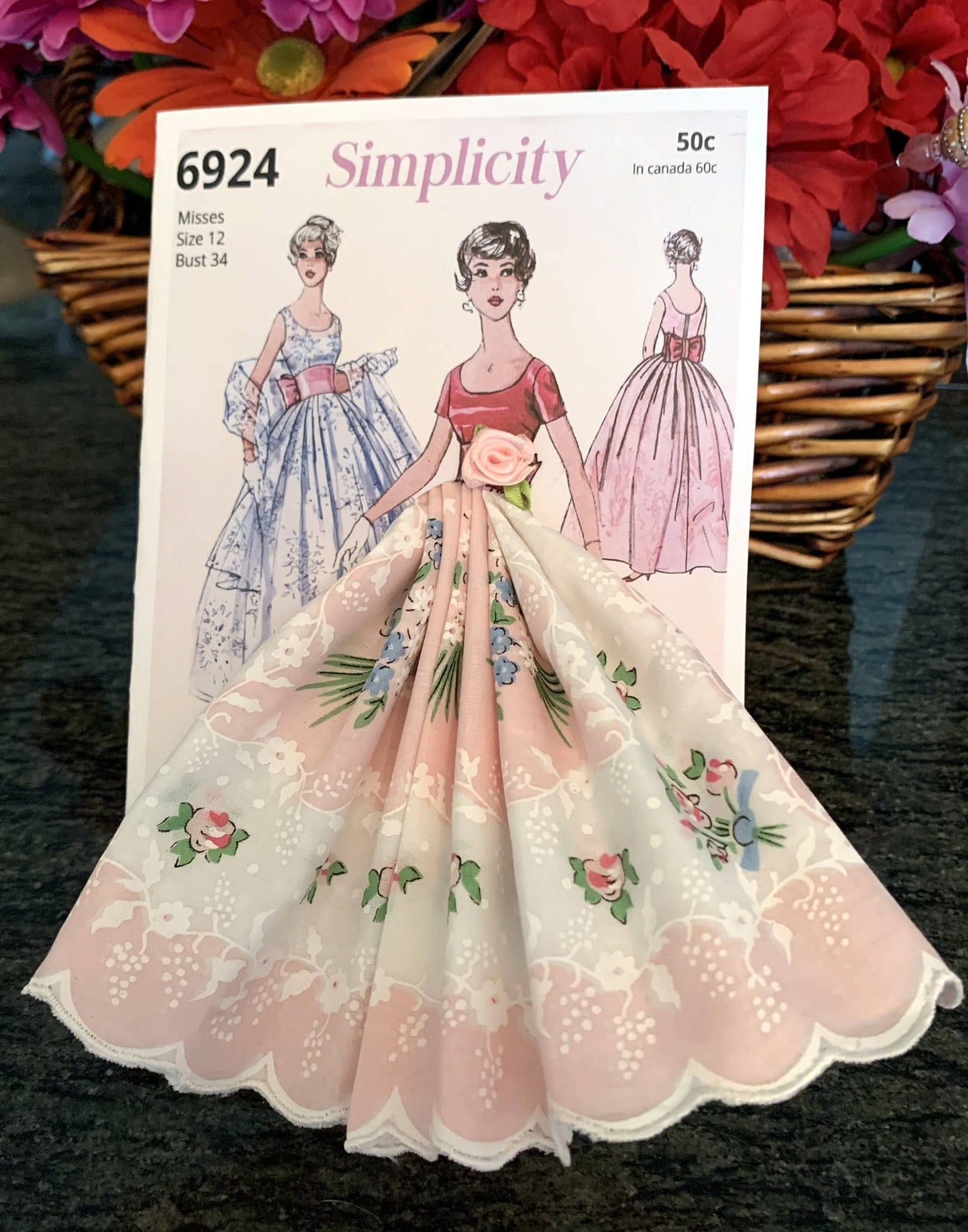 Fashion Ladies Keepsake Hankie Cards : Simplicity Pink