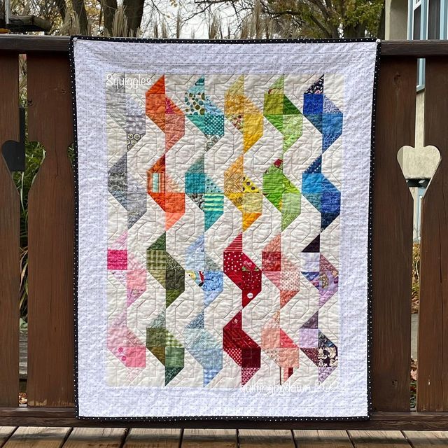 🧵 Begin with Barb: Beginner Quilt Series – Squiggle Quilt 🧵October 14, 21, 28 5:30-8:30pm
