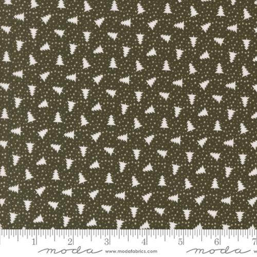 Berry And Pine Wintergreen 5245 13 Moda by the yard