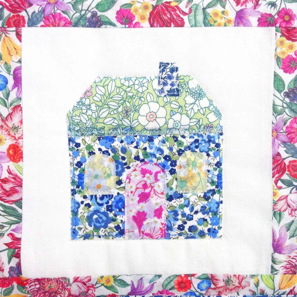 Liberty Tana Lawn® Fabric Rainbow Mini Sampler Quilt Kit