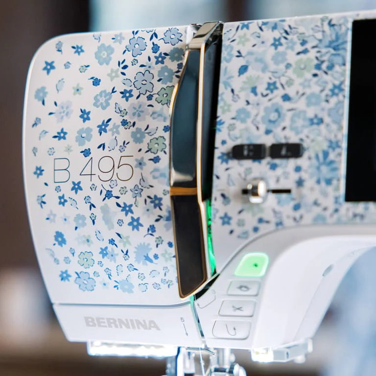 BERNINA 495 Liberty Edition, Gifts with Purchase