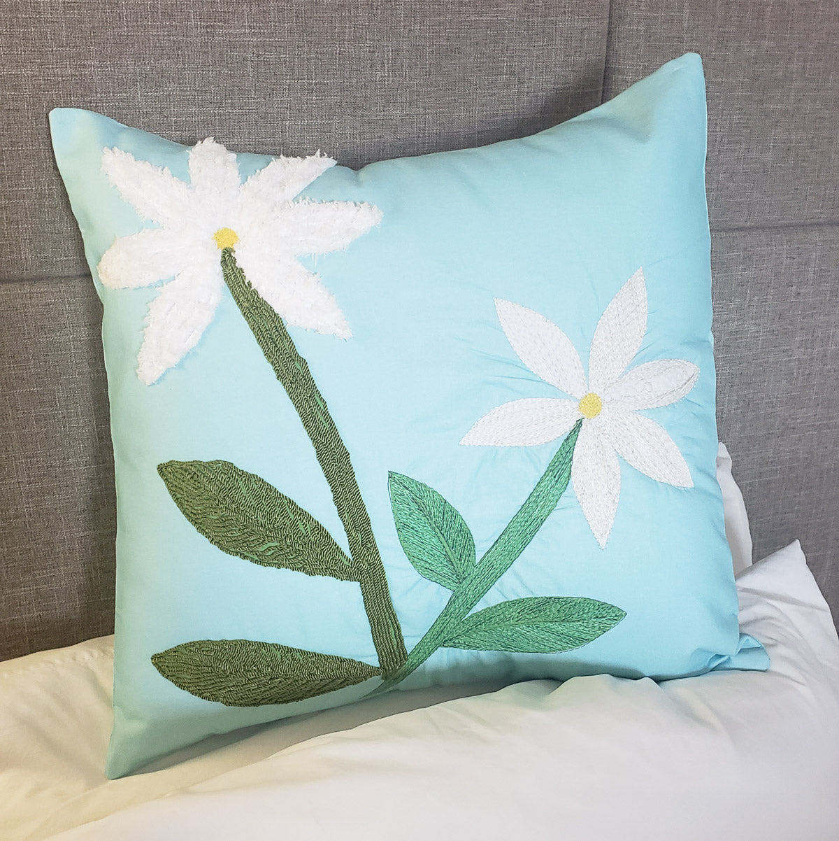 BERNINA Owner’s Club: Free-Motion Couching using the #43 foot November 11, 5:30-7:30pm