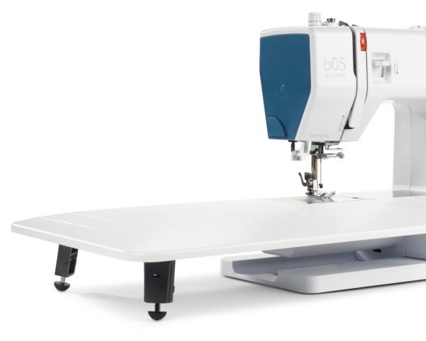 Bernette b05 Academy Sewing Machine