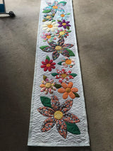 Run with Barb & Scissors: Bloom Table Runner, All Fabric Supplies included, May 2, 10:30-4