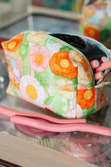 Pouch Party Club at North Shore Quilting... Online Monthly Subscription, Sign up any time!