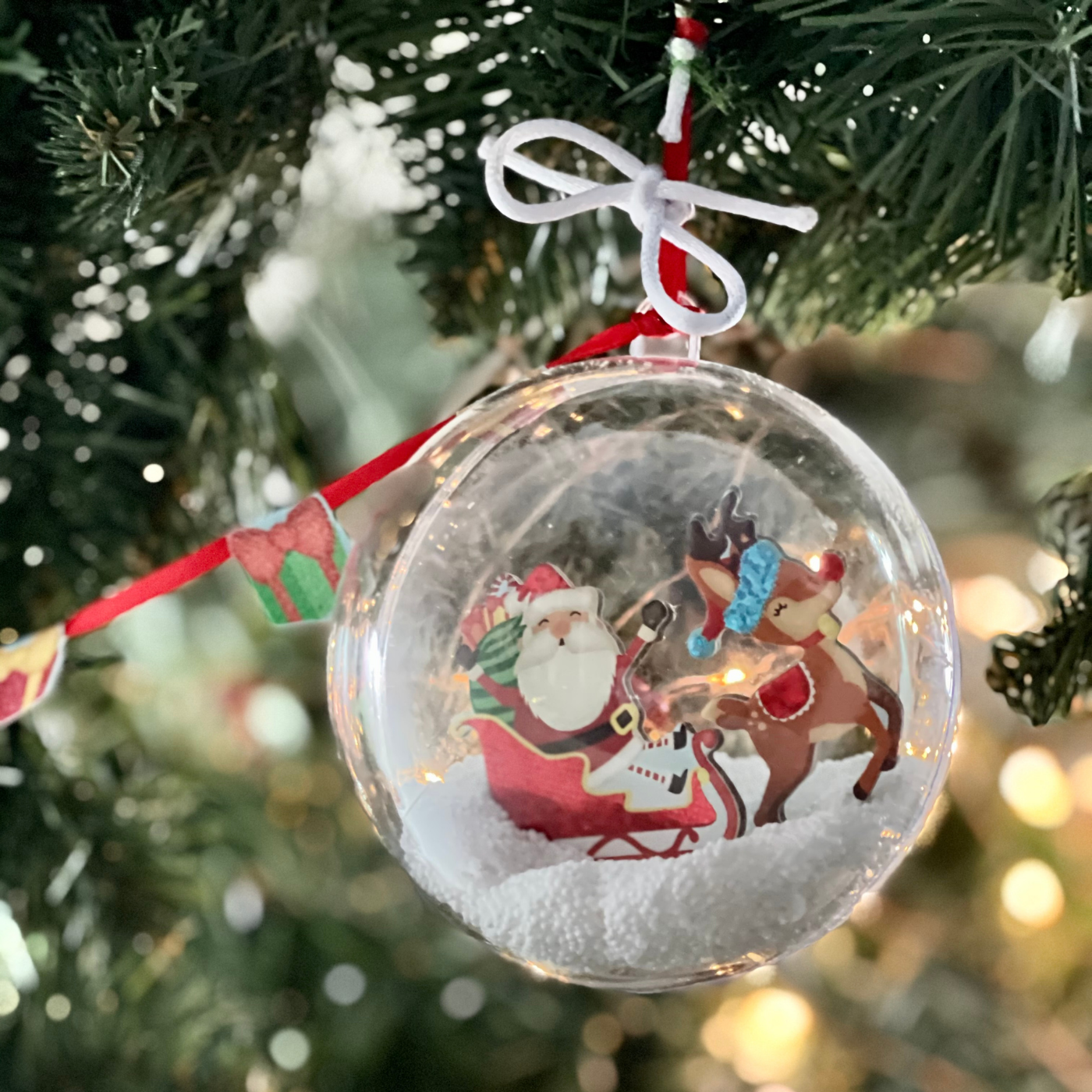 Totally Santa Make Your Own Santa
Sleigh Ornament