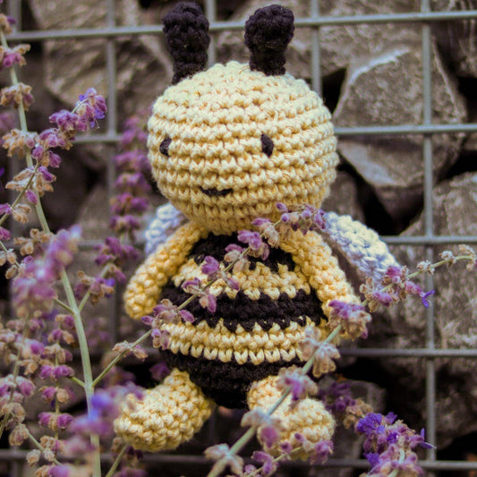 DIY Crochet Kit Honey Bee